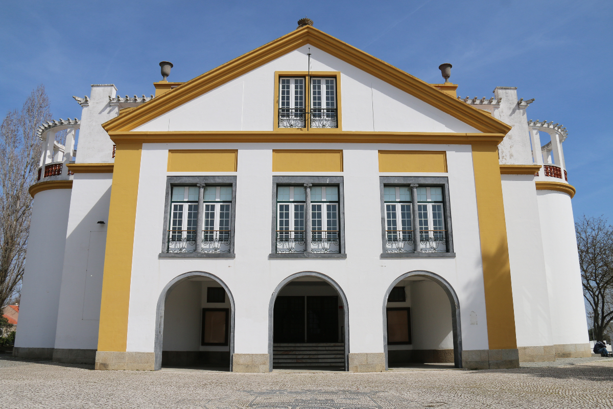 Cineteatro Curvo Semedo