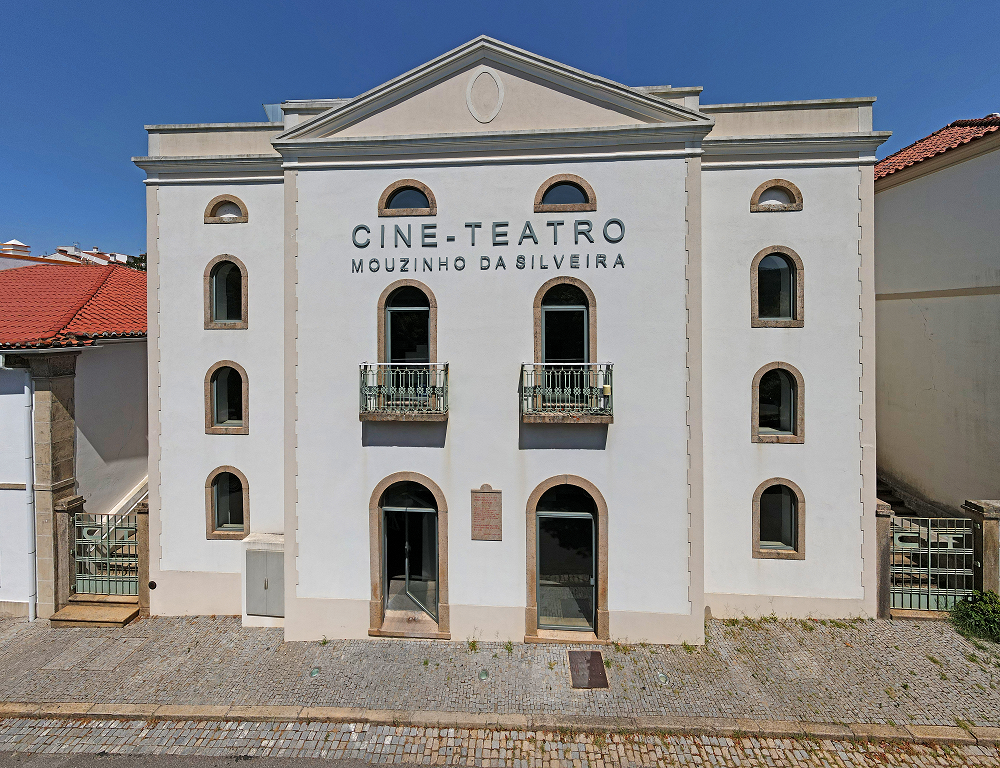 Cineteatro Mouzinho da Silveira 