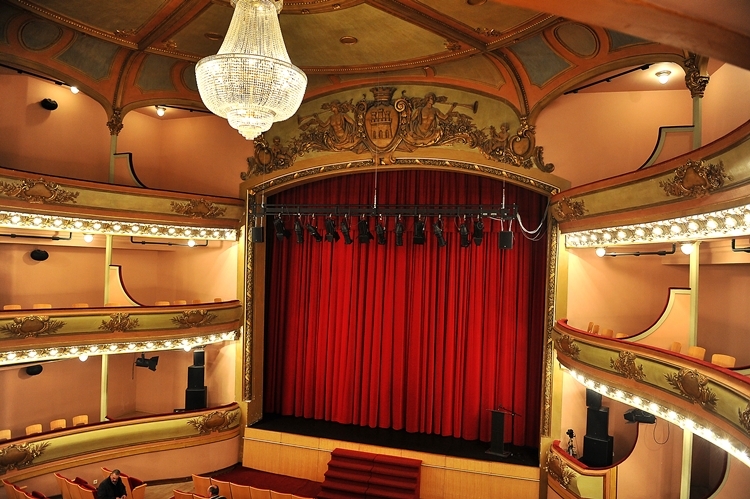 Teatro Ribeiro Concei��o